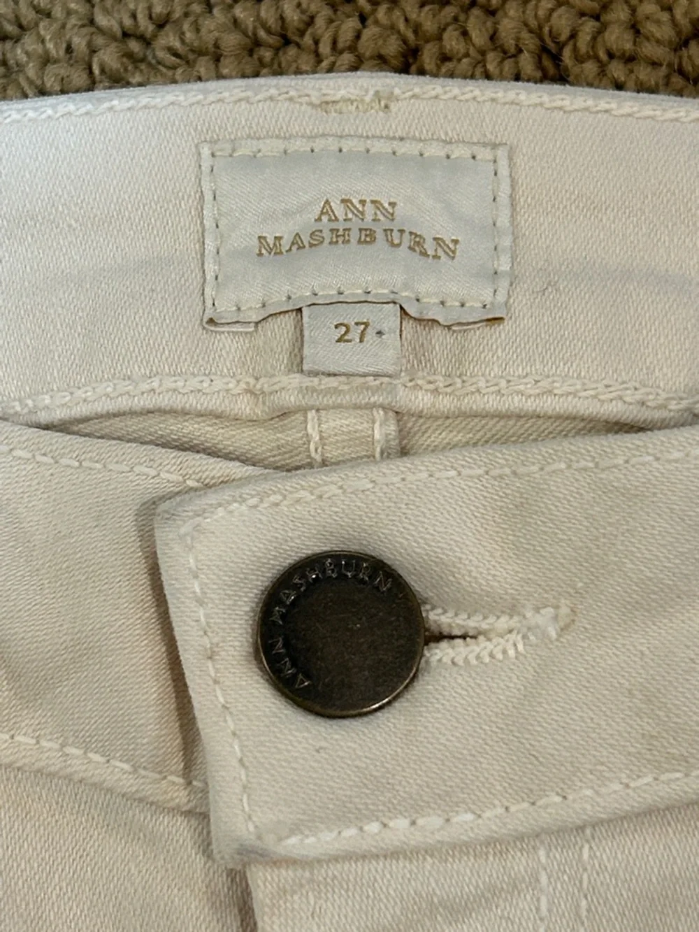 Ann Mashburn Flare Cropped 5-Pocket Jeans in Natural Stretch Denim size 27